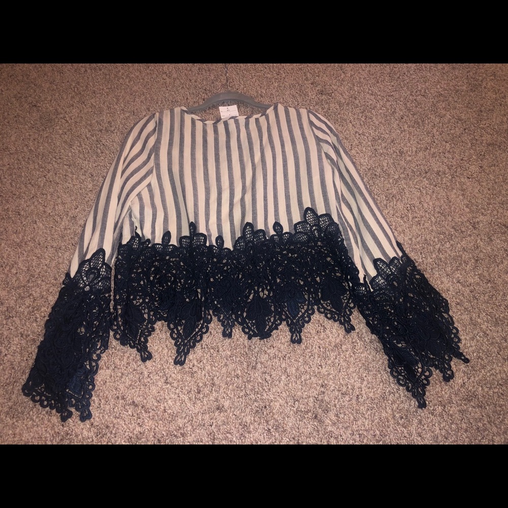 Navy Striped Crochet/Lace Top😍 - Picture 5 of 5